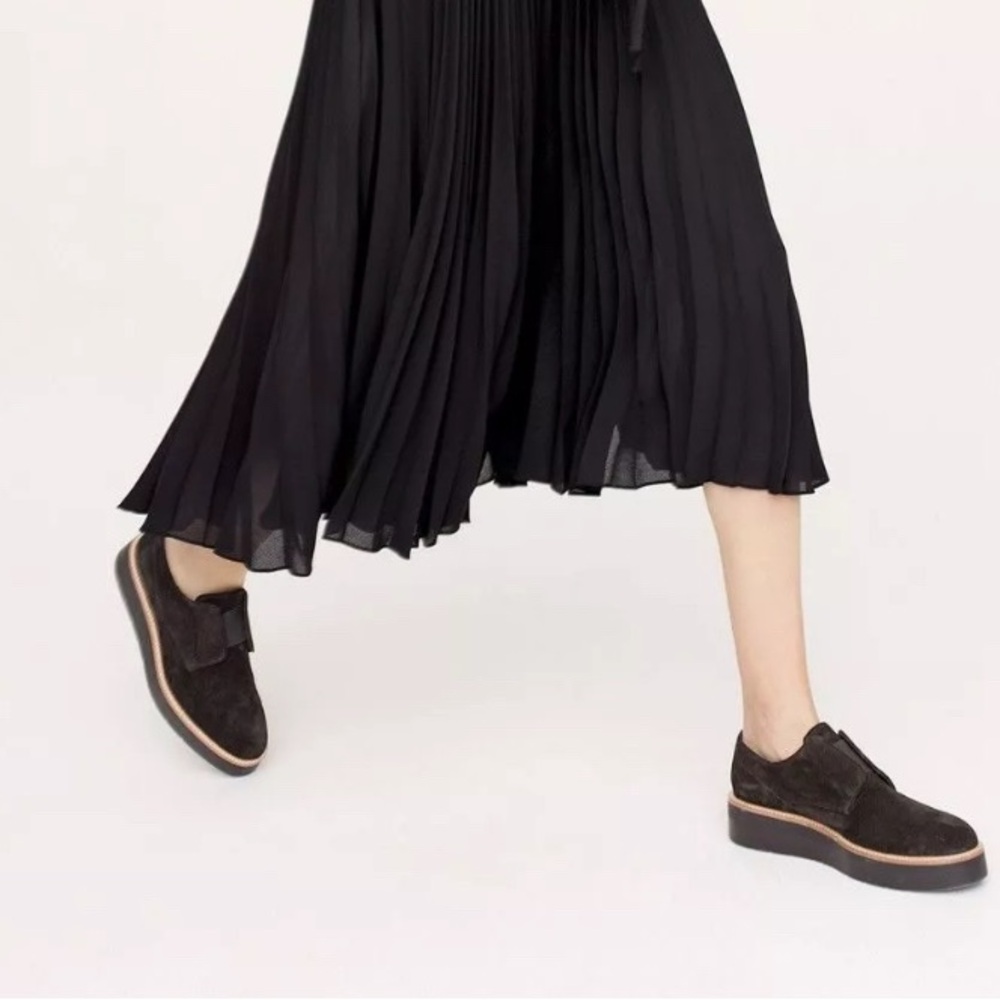 Vince Davy slip on Oxford, Sz 9.5 or 39.5 EU